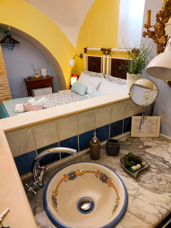 Nari Bed&Breakfast Gaeta Buitenkant foto