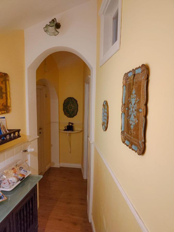 Nari Bed&Breakfast Gaeta Buitenkant foto